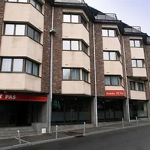 apartaments-crest-pas.andorra-la-vella-hotels.net/